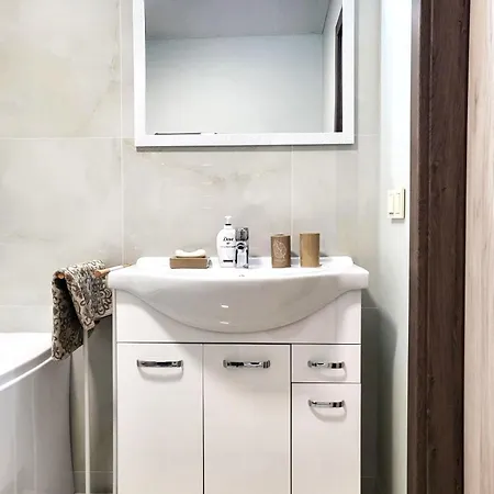 Cozy & Quiet Апартаменты *